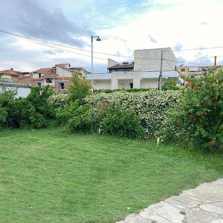 Guesthouse Niko Berat Luaran gambar